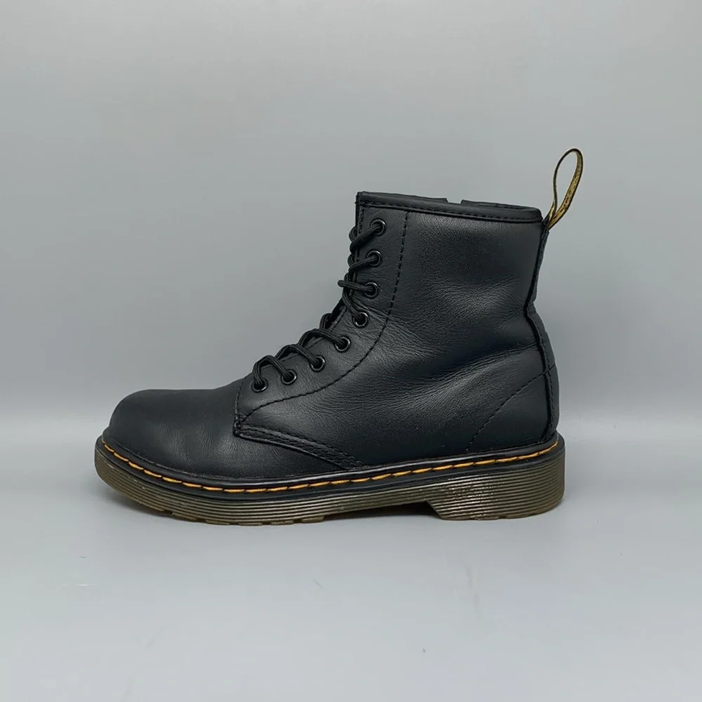 Dr Martens 1460 Leather Boots Youth Sz 2‎